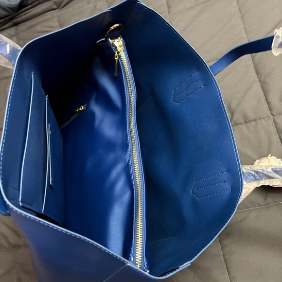 Charley Was Here 3-in-1 "Frankie" Tote w/ Hobo Bag & Wristlet - NWT/NIP - Picture 11 of 15